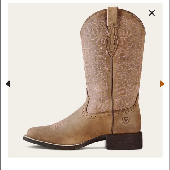 Ariat Cowboy boots! - Picture 2 of 6